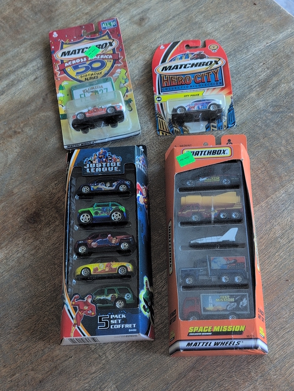 Matchbox Multi-Pack Vehicle Set with Red, Yellow, Blue, Green, Black Cars